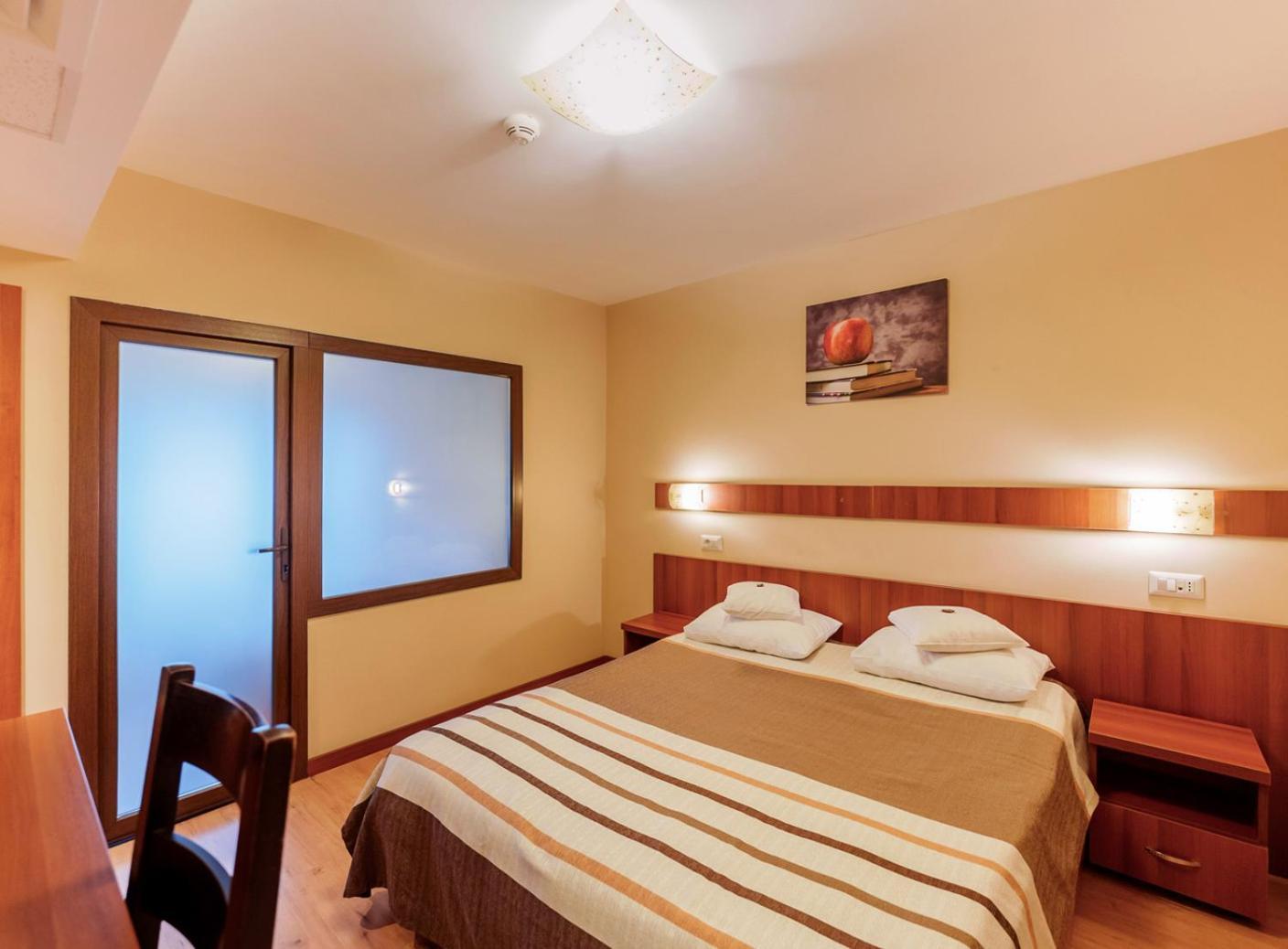 Hotel Crisana Арад Экстерьер фото